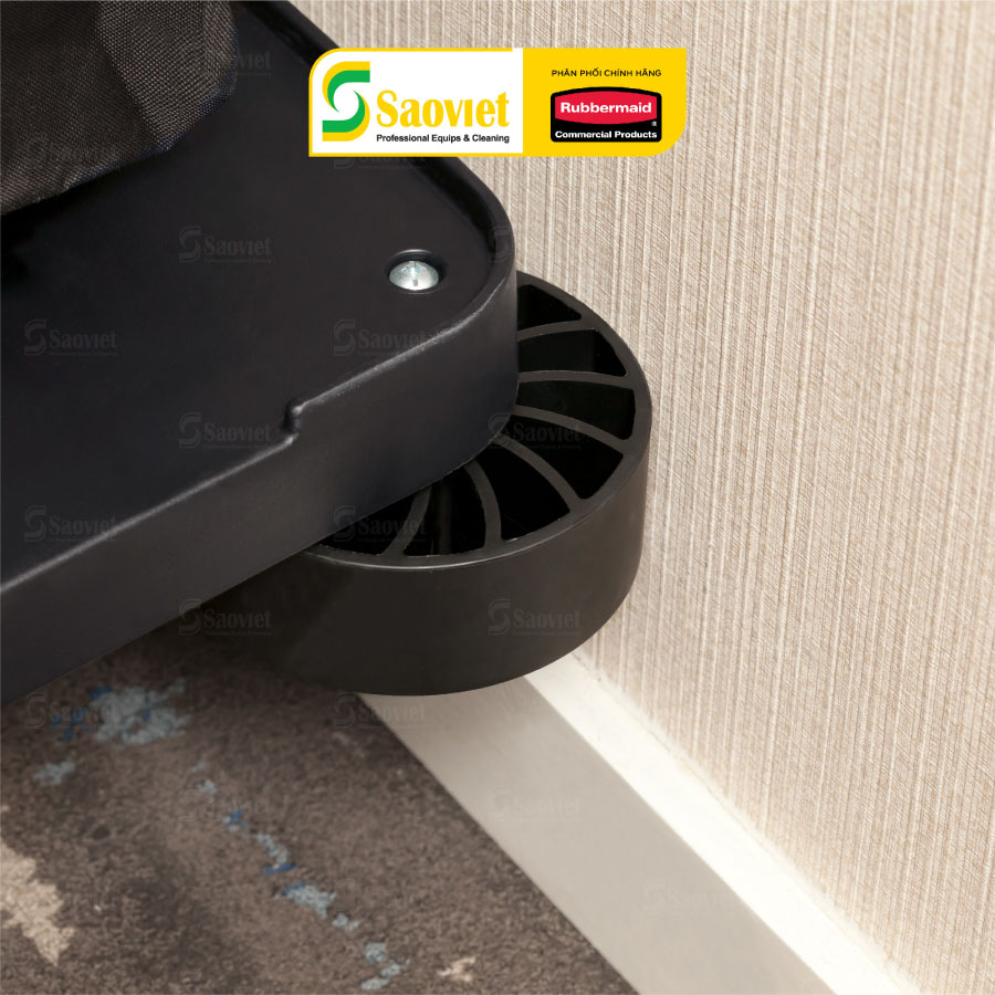 Xe Trolley inox Rubbermaid có bánh xe 8 feet có thể di chuyển dễ dàng trên mọi địa hình