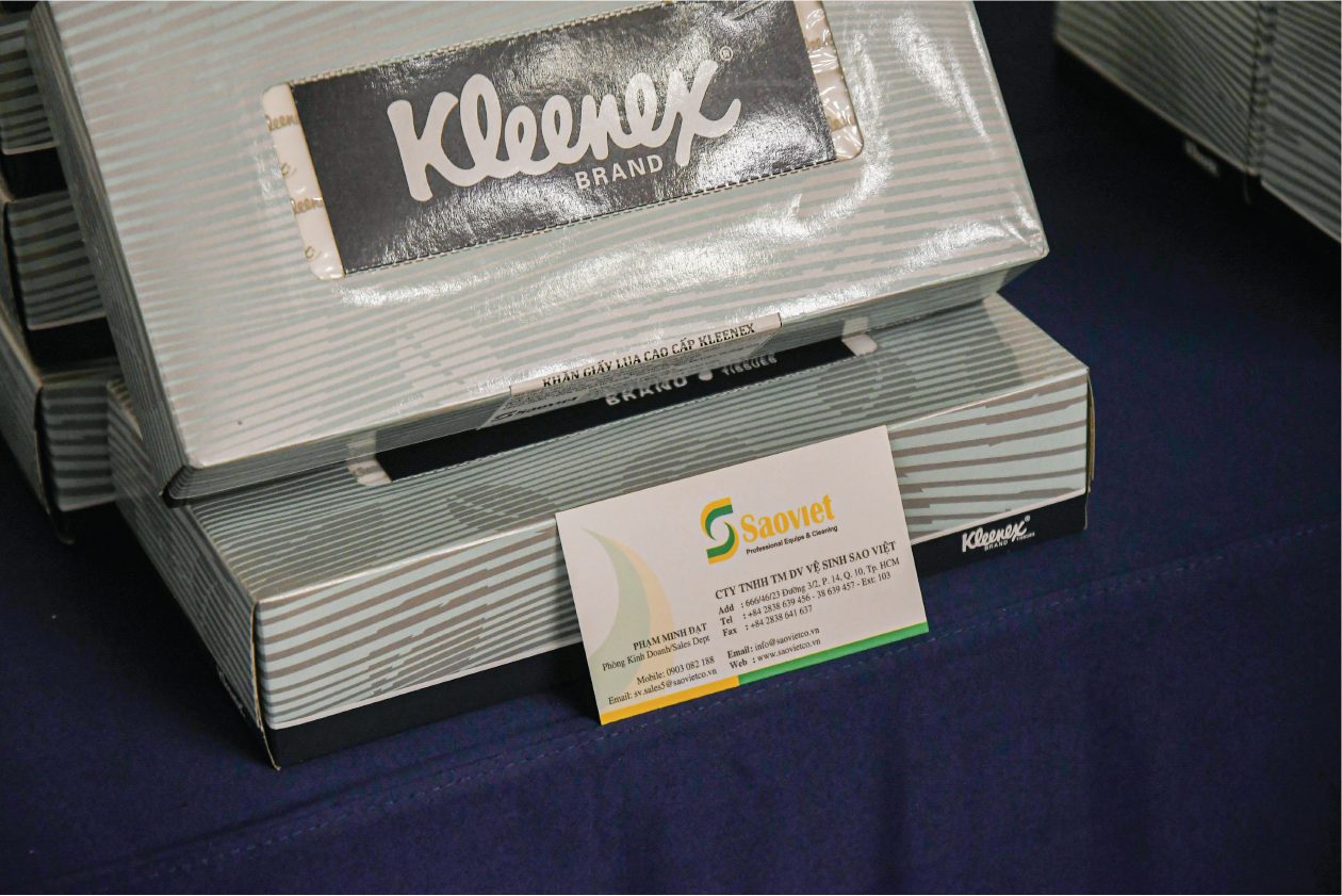 Khăn giấy Kleenex dạng hộp của Kimberly-Clark, đang được phân phối chính hãng tại Sao Việt